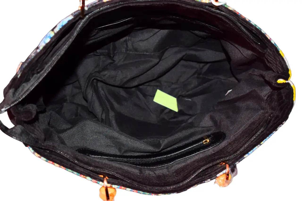 Bamboo-style fabric handbag with mother-of-pearl handles. Vérano Mulberry/Black - MAADFASHION31